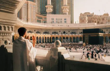 Masjid Aisyah Tanim Miqot Terdekat di Makkah - Hargaumroh.id